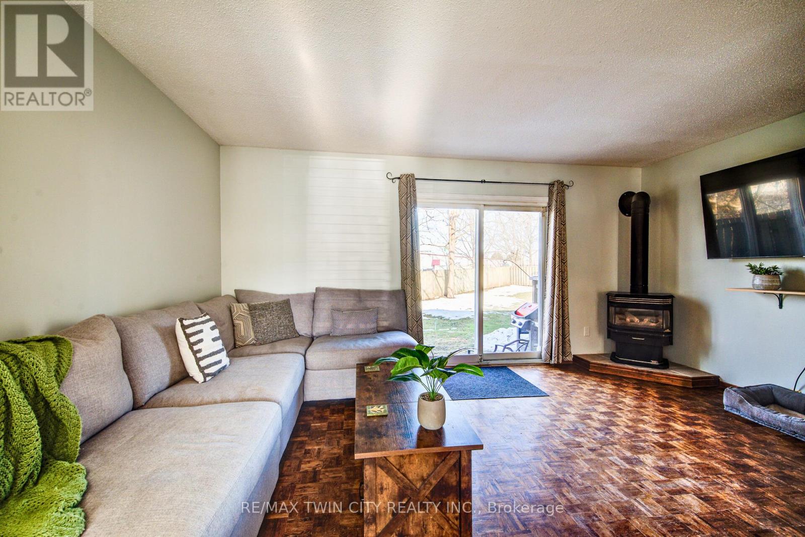 31 - 10 Mill Creek Road, Cambridge, Ontario  N1R 1J6 - Photo 10 - X12124087