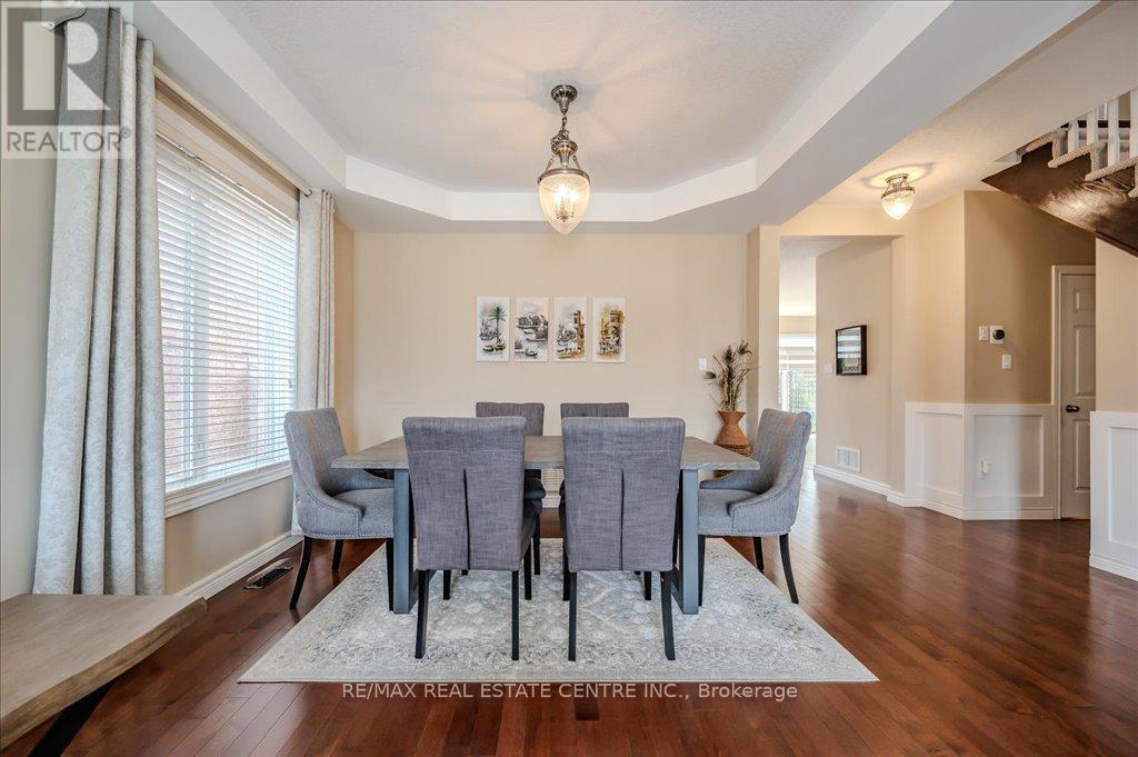 917 Fung Place, Kitchener, Ontario  N2A 4M3 - Photo 10 - X12124126