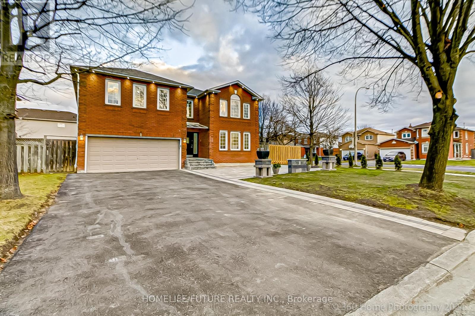 Property at 1 WIGSTON COURT image 2