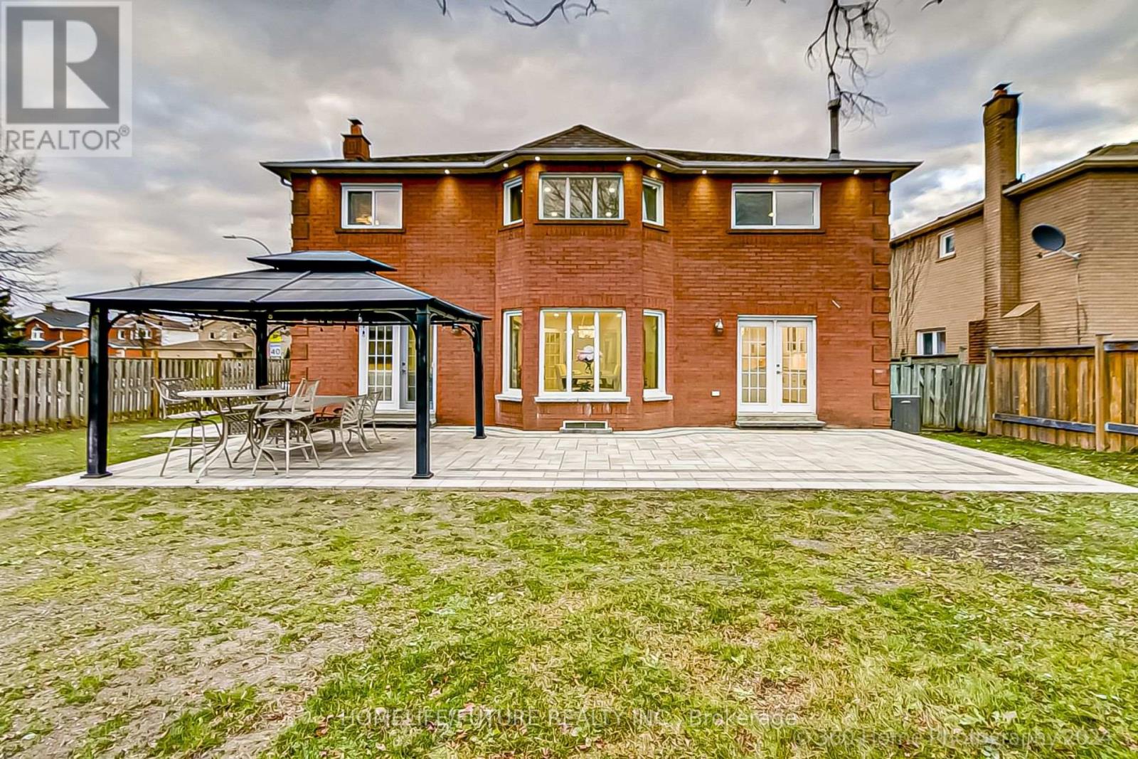 1 Wigston Court, Whitby, Ontario  L1R 2B8 - Photo 39 - E12122536