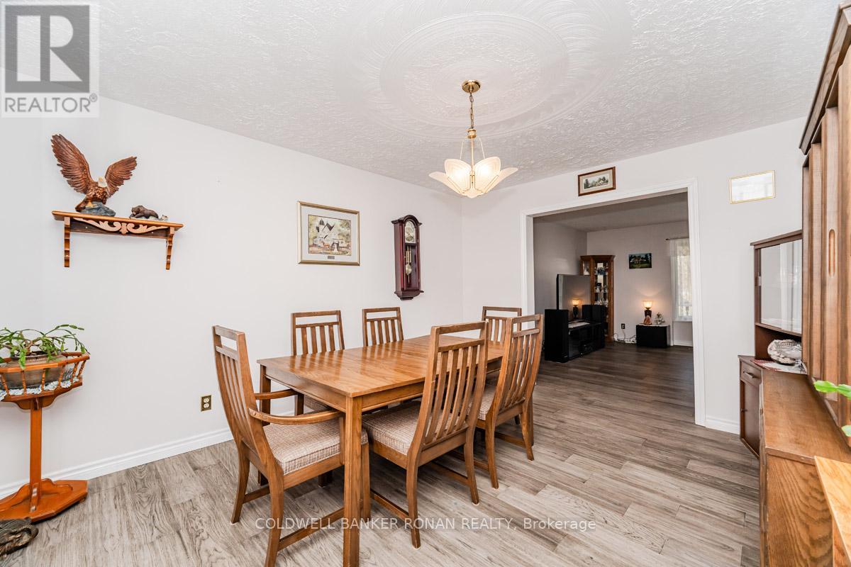 7533 County Rd 10, Essa, Ontario  L3W 0T7 - Photo 8 - N12121417