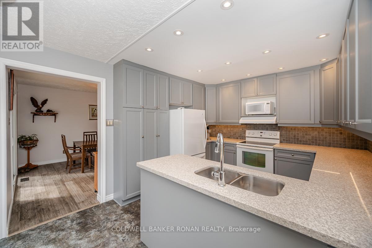 7533 County Rd 10, Essa, Ontario  L3W 0T7 - Photo 9 - N12121417