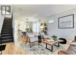 16 FIRSTBROOKE ROAD, Toronto, Ontario