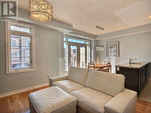 Property at 54 - 2435 GREENWICH DRIVE image 3