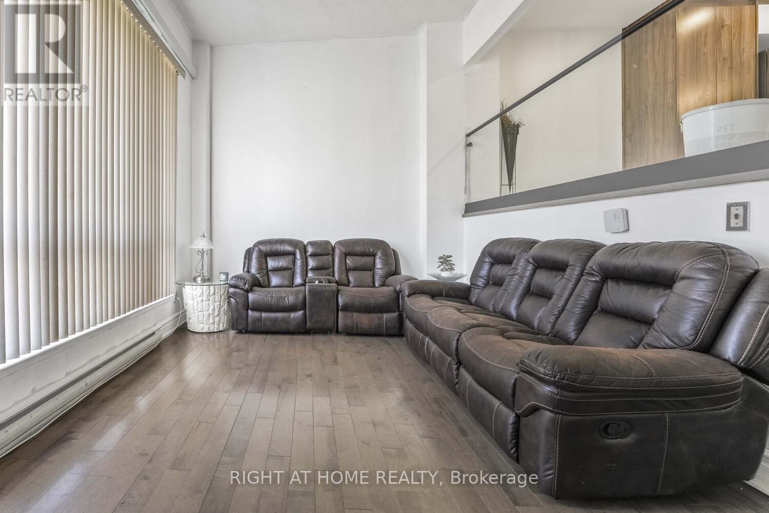 Property at 35 DARRAS COURT image 5