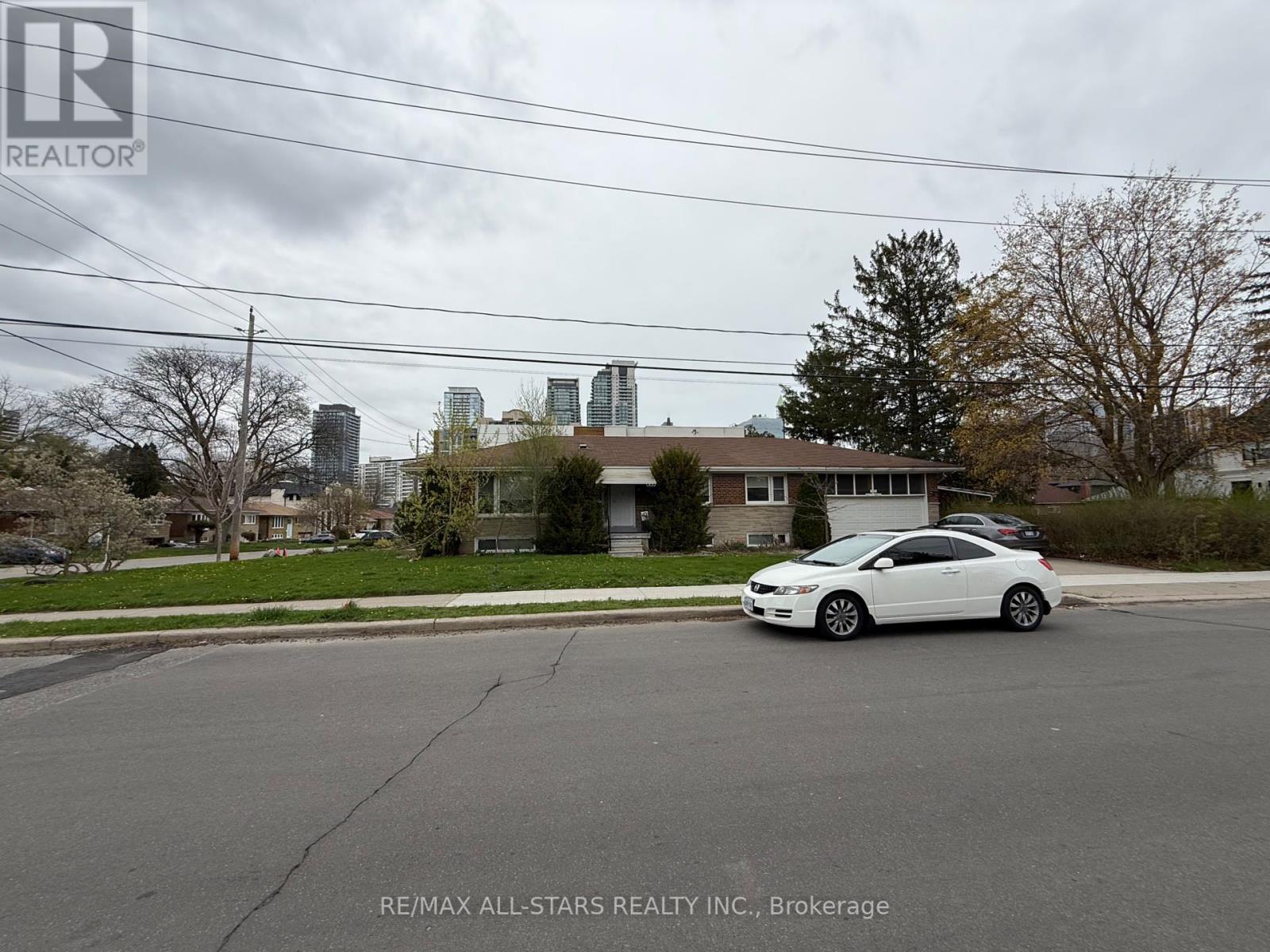Property at 105 BETTY ANN DRIVE image 1