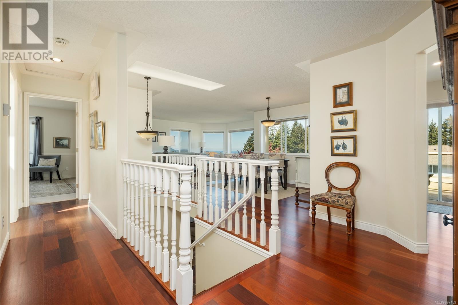 Property at 5351 Highridge Pl image 4
