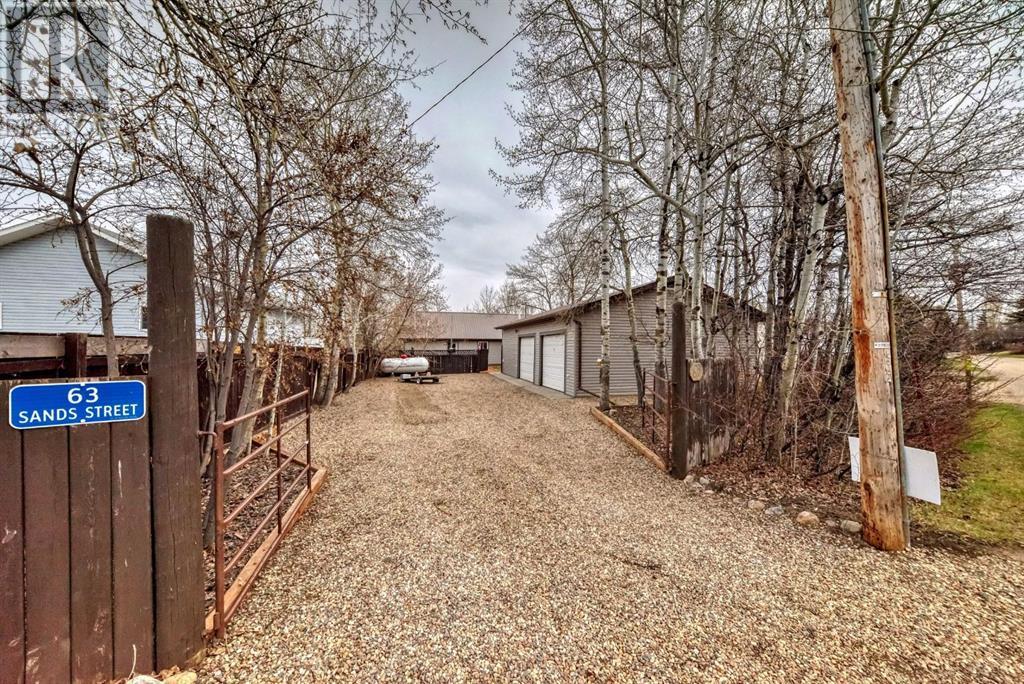 63 Sands Street, Rochon Sands, Alberta  T0C 3B0 - Photo 41 - A2212025