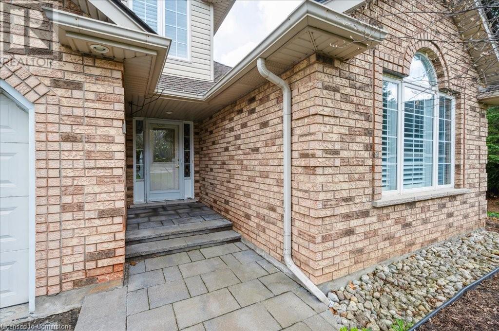 Property at 24 SUNNYBRAE Crescent image 3