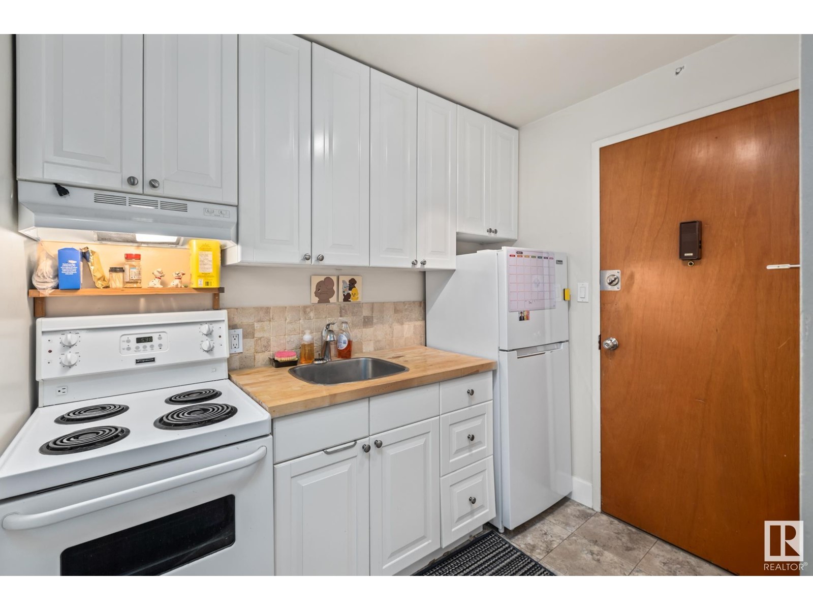 Property at #306 10021 116 ST NW image 5