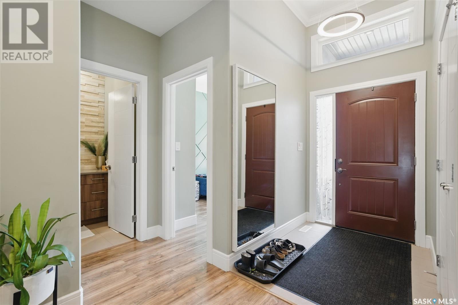 Property at 102 Burgess CRESCENT image 3