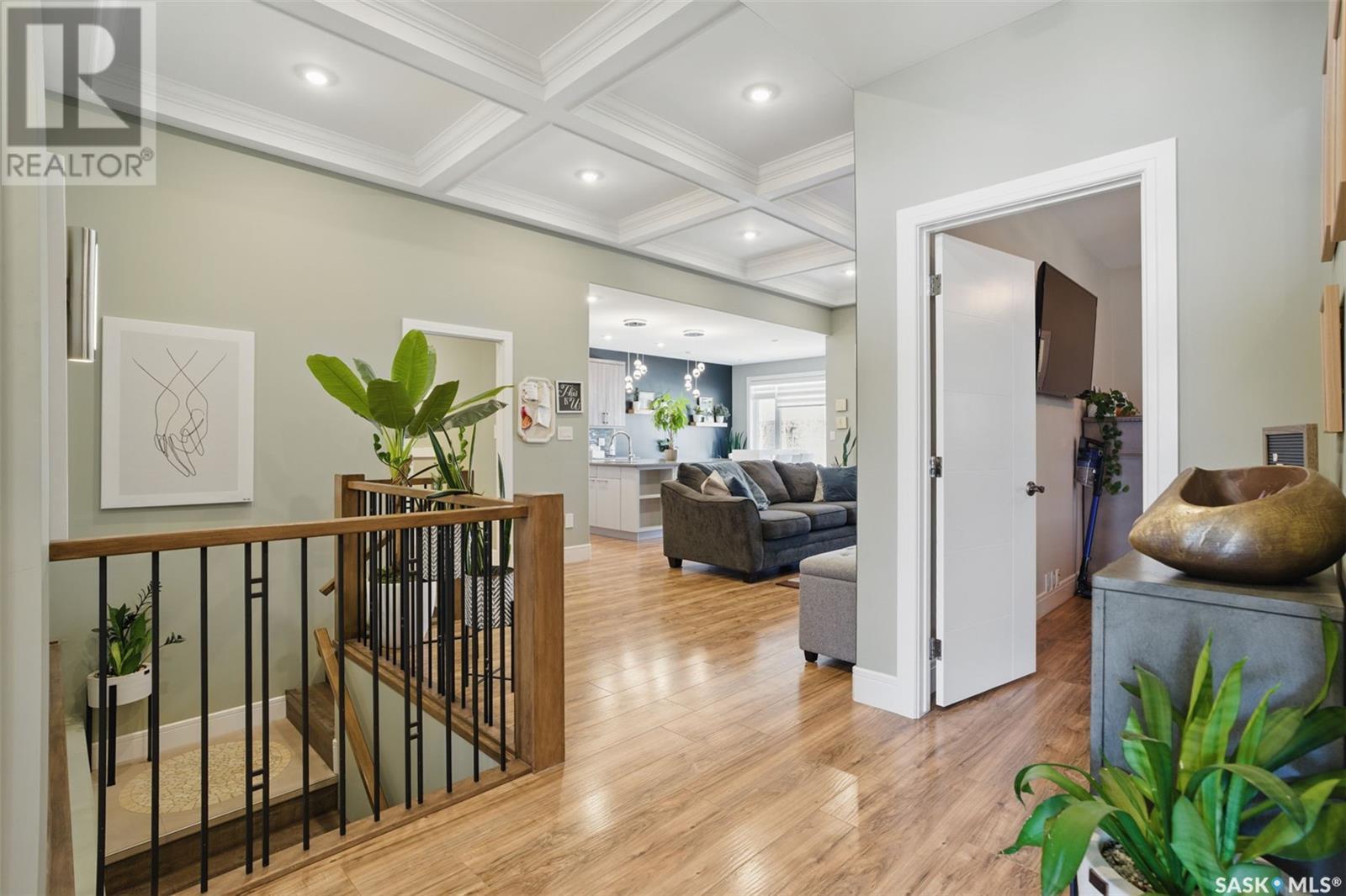 Property at 102 Burgess CRESCENT image 4