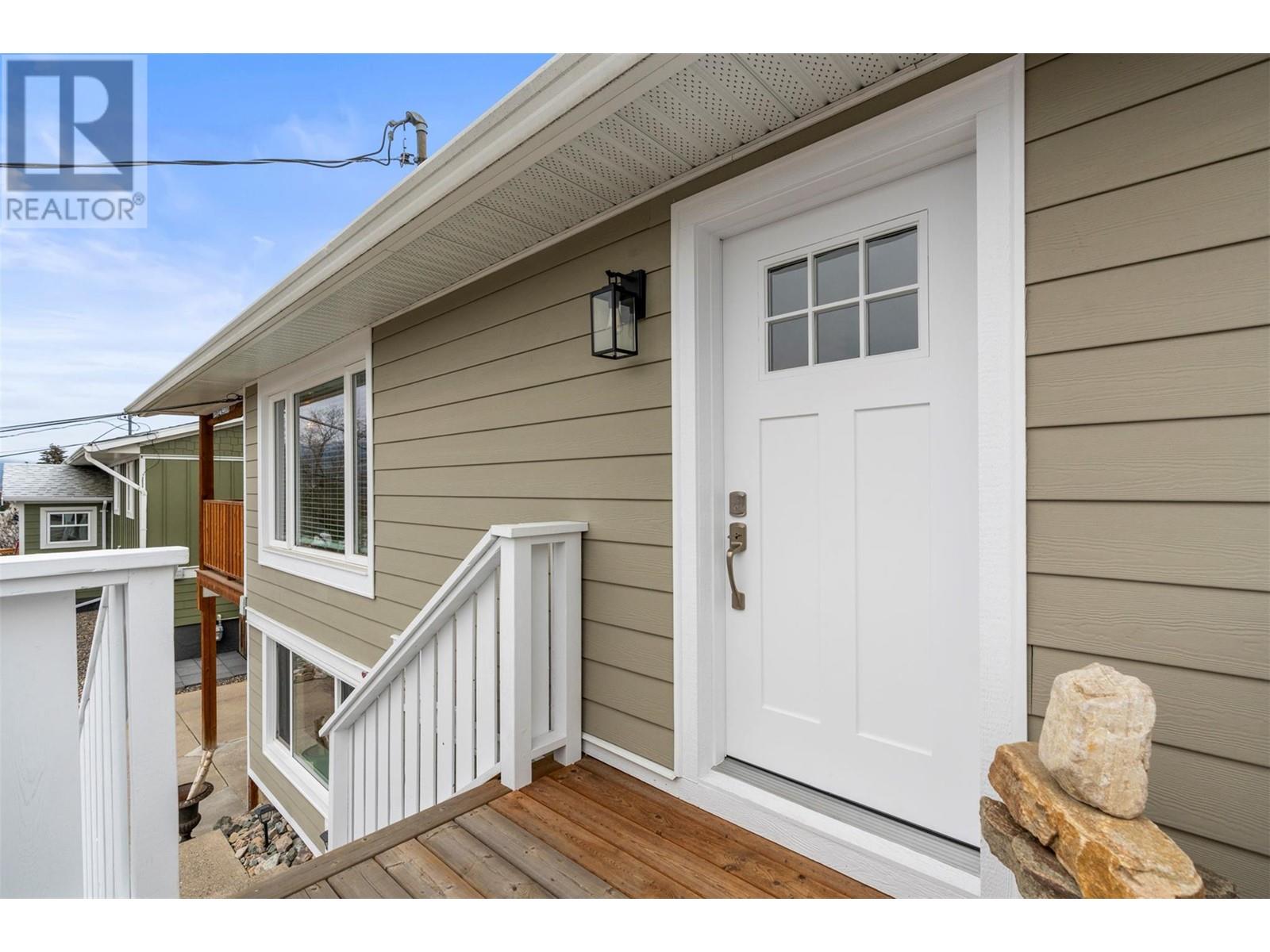 10809 Sherman Drive, Lake Country, British Columbia  V4V 1W5 - Photo 3 - 10346284