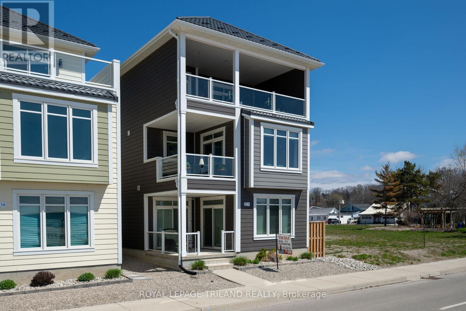 15 - 355 EDITH CAVELL BOULEVARD, Central Elgin, Ontario