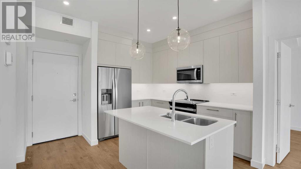 Property at 4415, 6 Merganser Drive W image 3