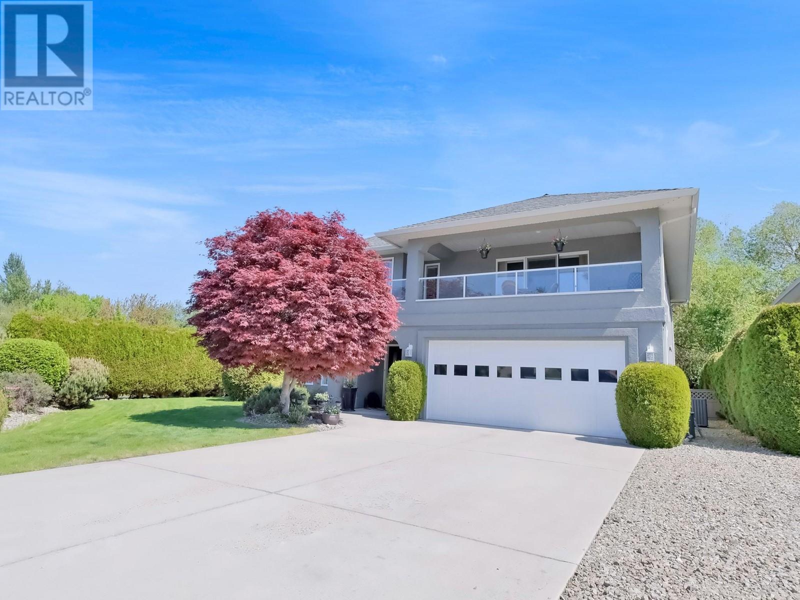 787 Torrs Court, Kelowna, British Columbia  V1W 1B5 - Photo 2 - 10346054