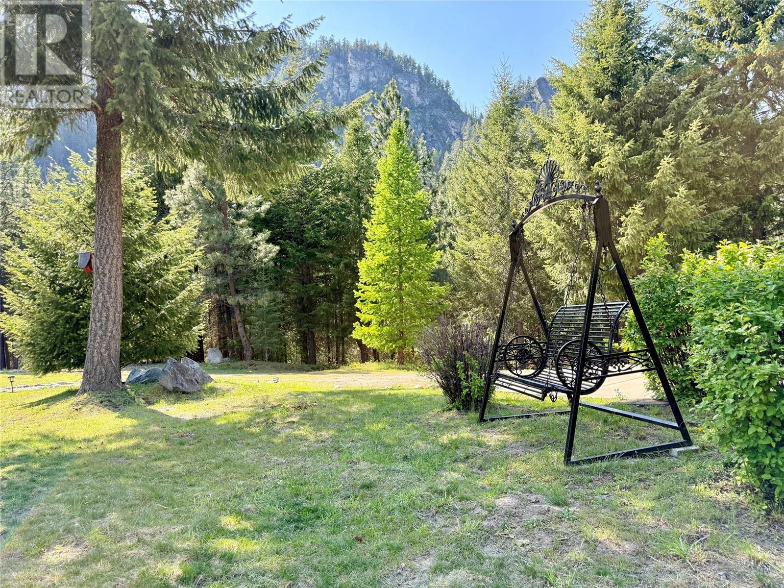 80 Mountain View Road, Christina Lake, British Columbia  V0H 1E0 - Photo 61 - 10346126