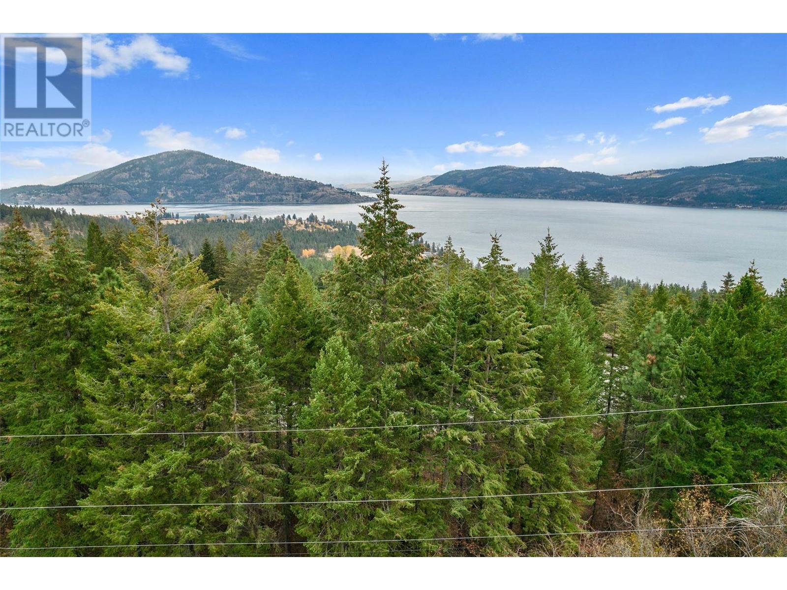 Property at 10530 Columbia Way image 4