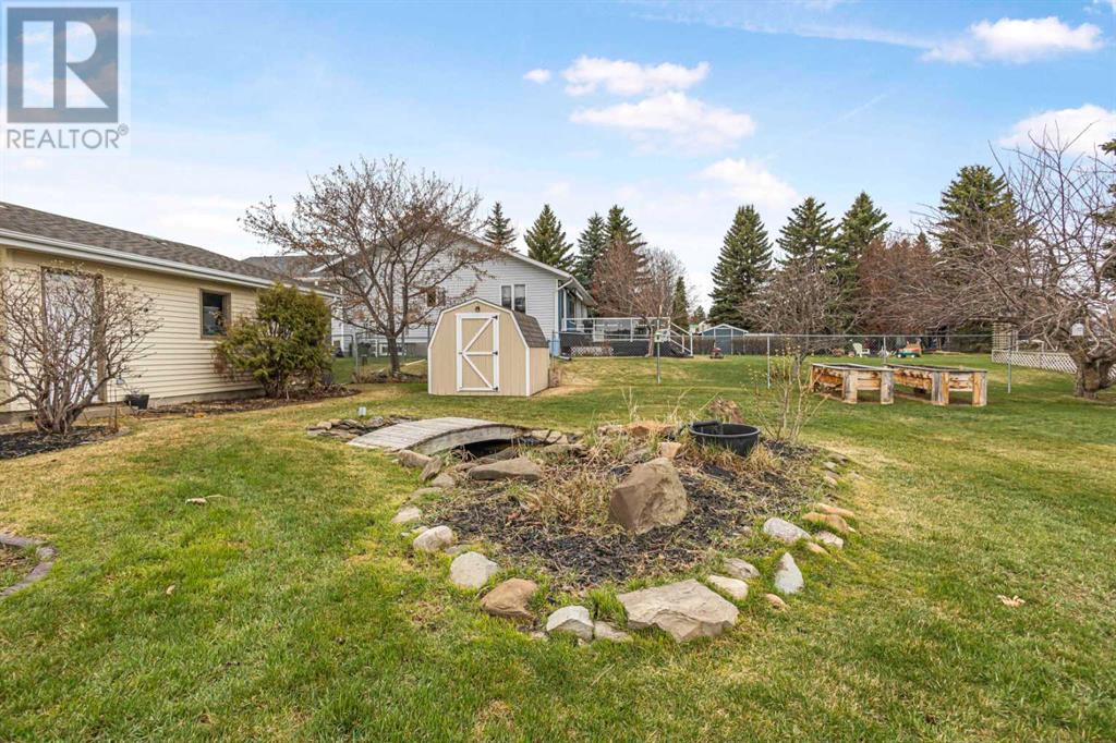 14 Ravenscrag, Norglenwold, Alberta  T4S 1S5 - Photo 38 - A2216706
