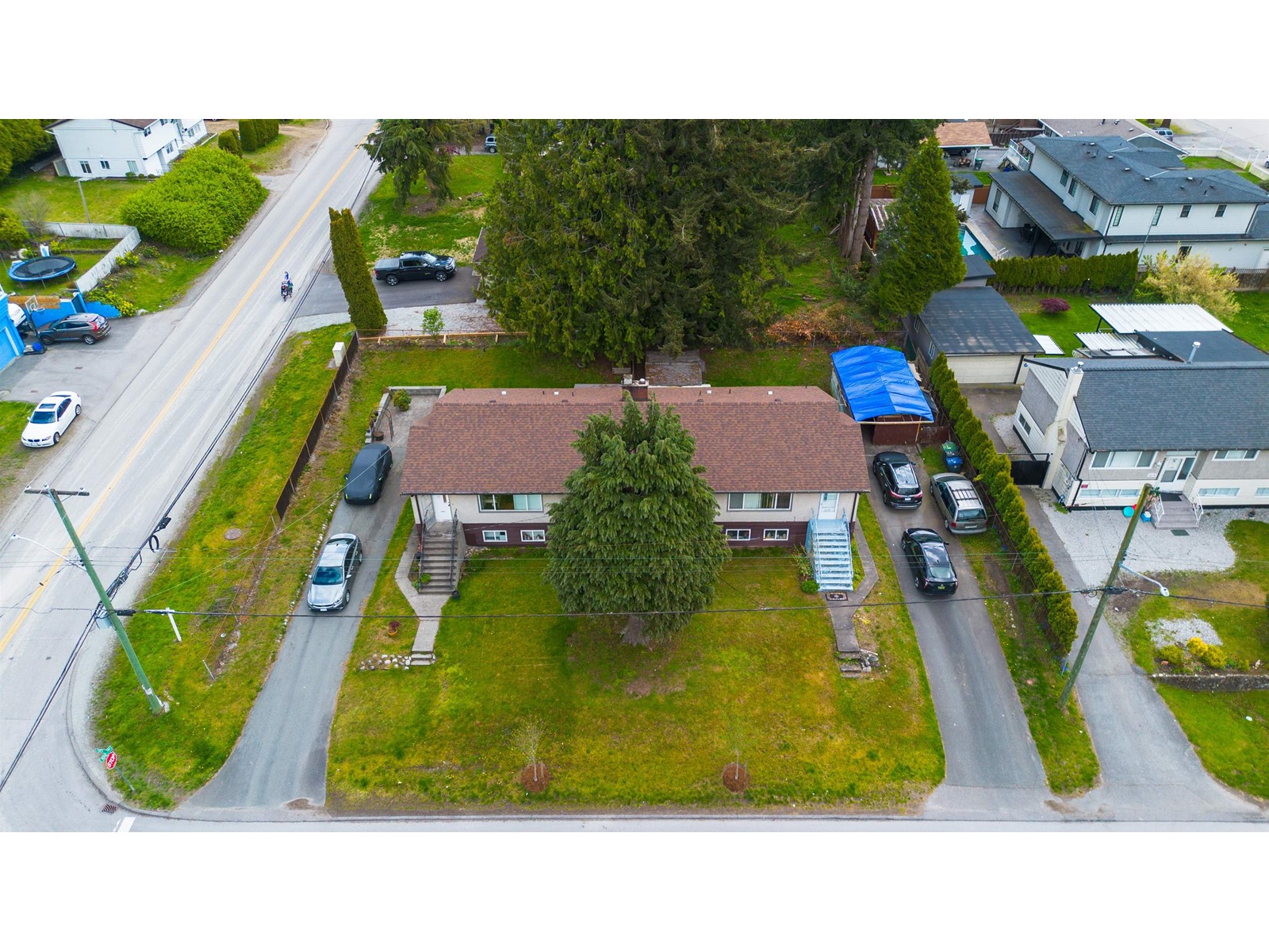 Property at 10184 127 STREET image 1