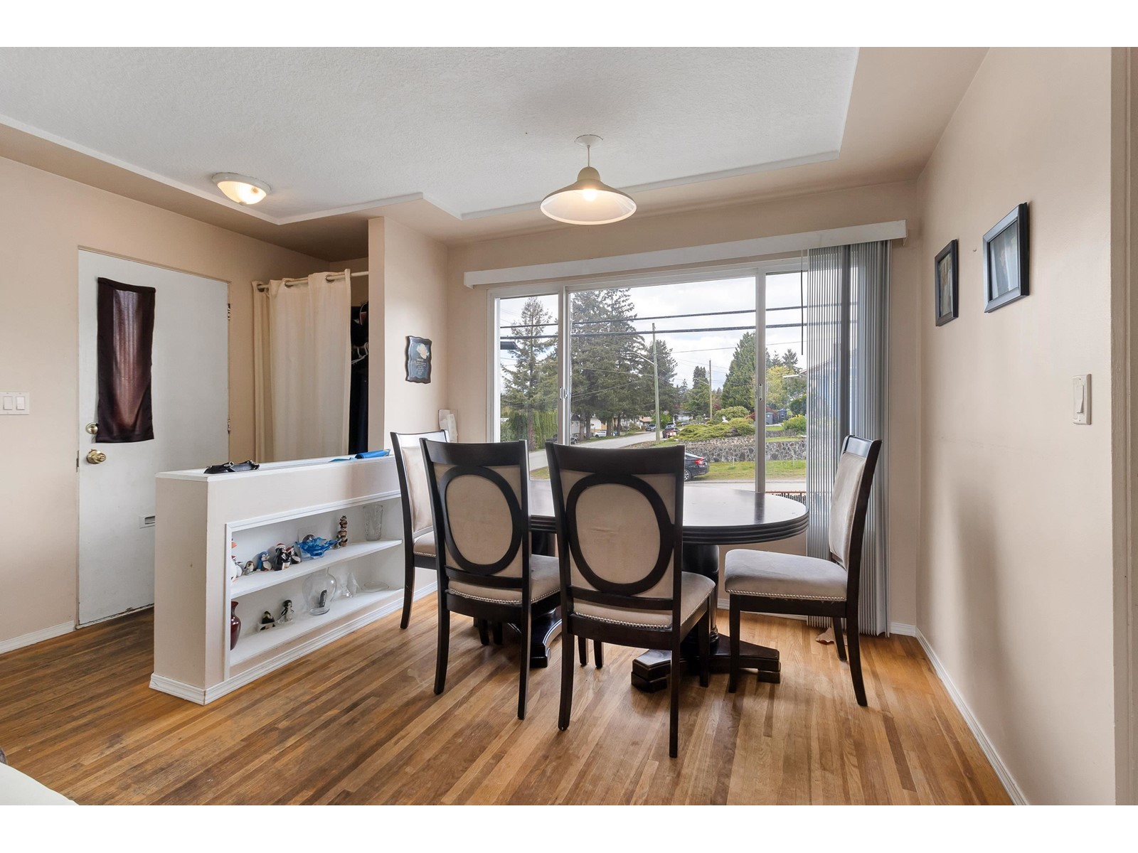 Property at 10184 127 STREET image 5