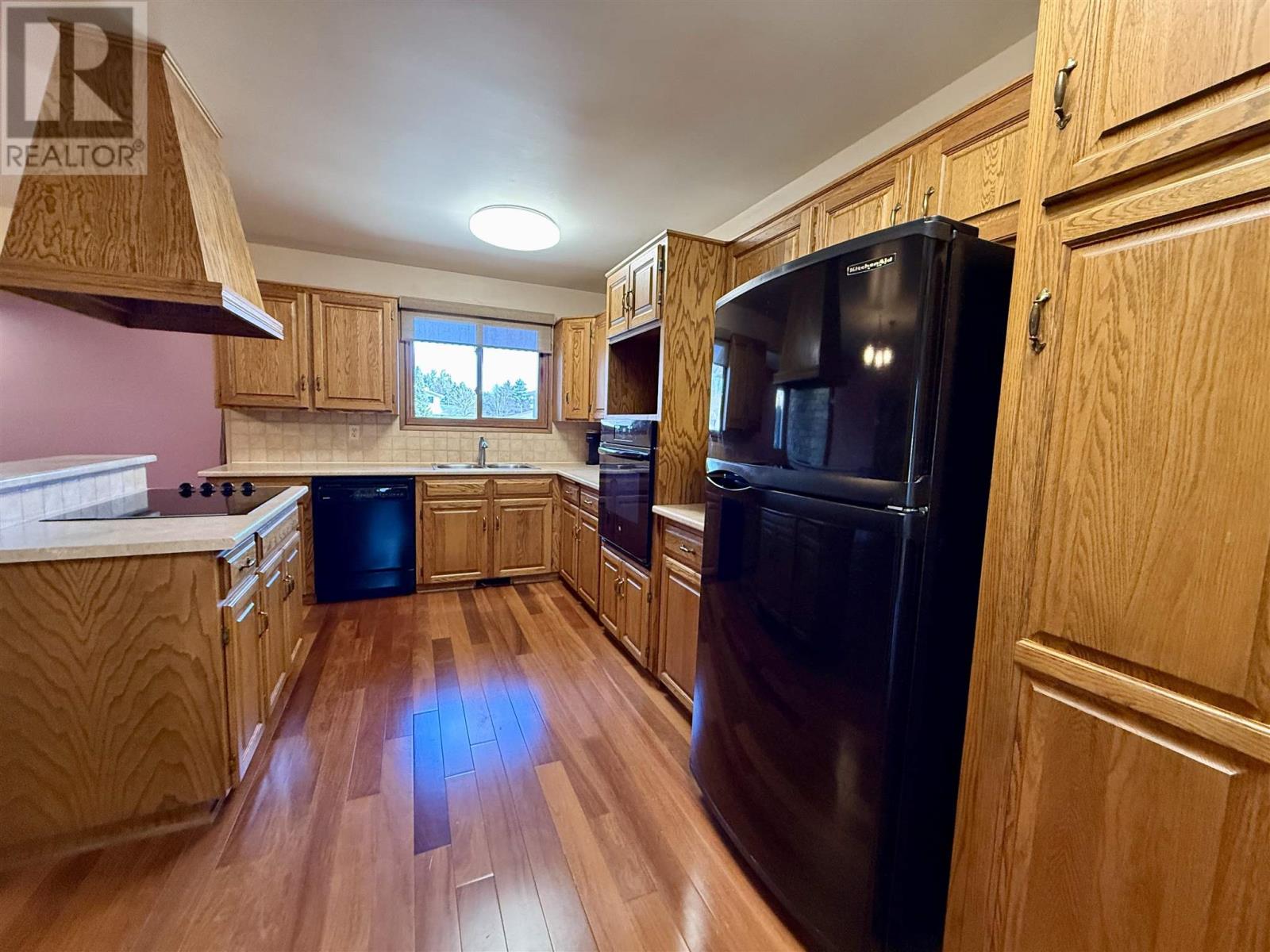 269 Trinity Cres, Thunder Bay, Ontario  P7C 5T9 - Photo 5 - TB250993