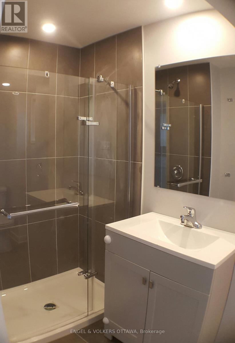 989 Bakervale Drive, Ottawa, Ontario  K1Z 6N7 - Photo 29 - X12110618