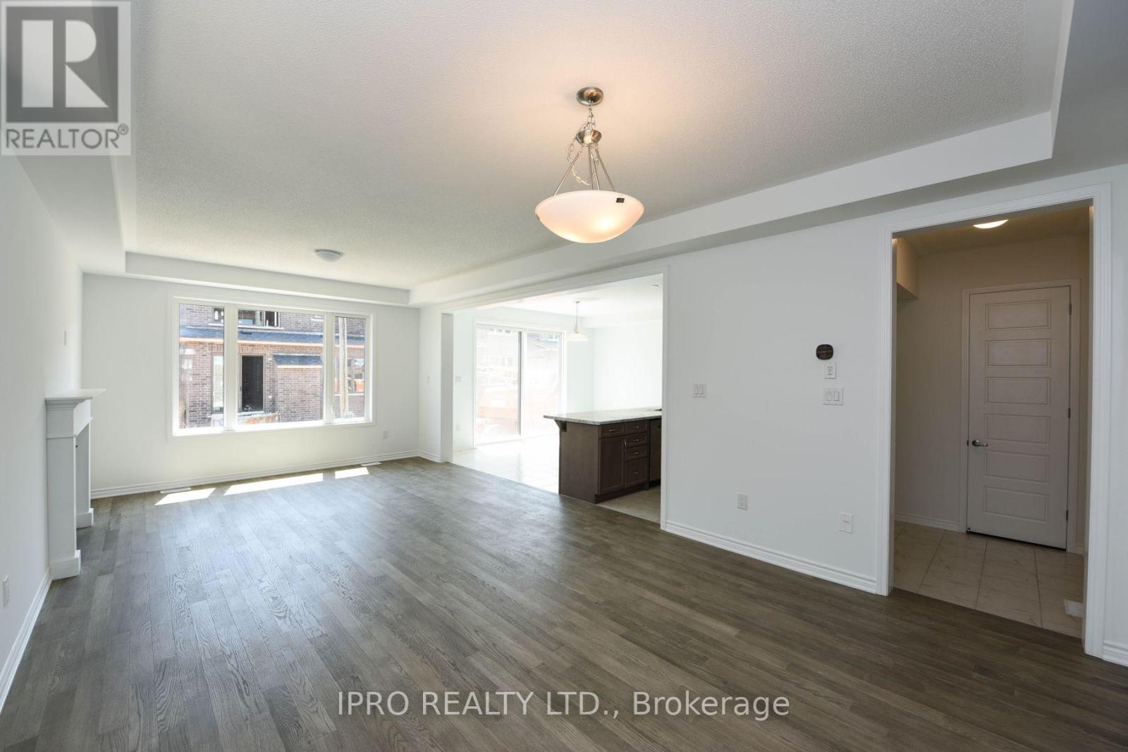 468 Boyd Lane, Milton, Ontario  L9E 1W6 - Photo 21 - W12094525