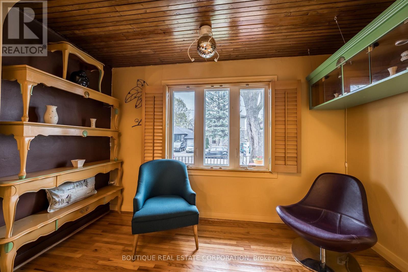 36 Frances Avenue, Toronto, Ontario  M8Y 3K9 - Photo 7 - W12123207