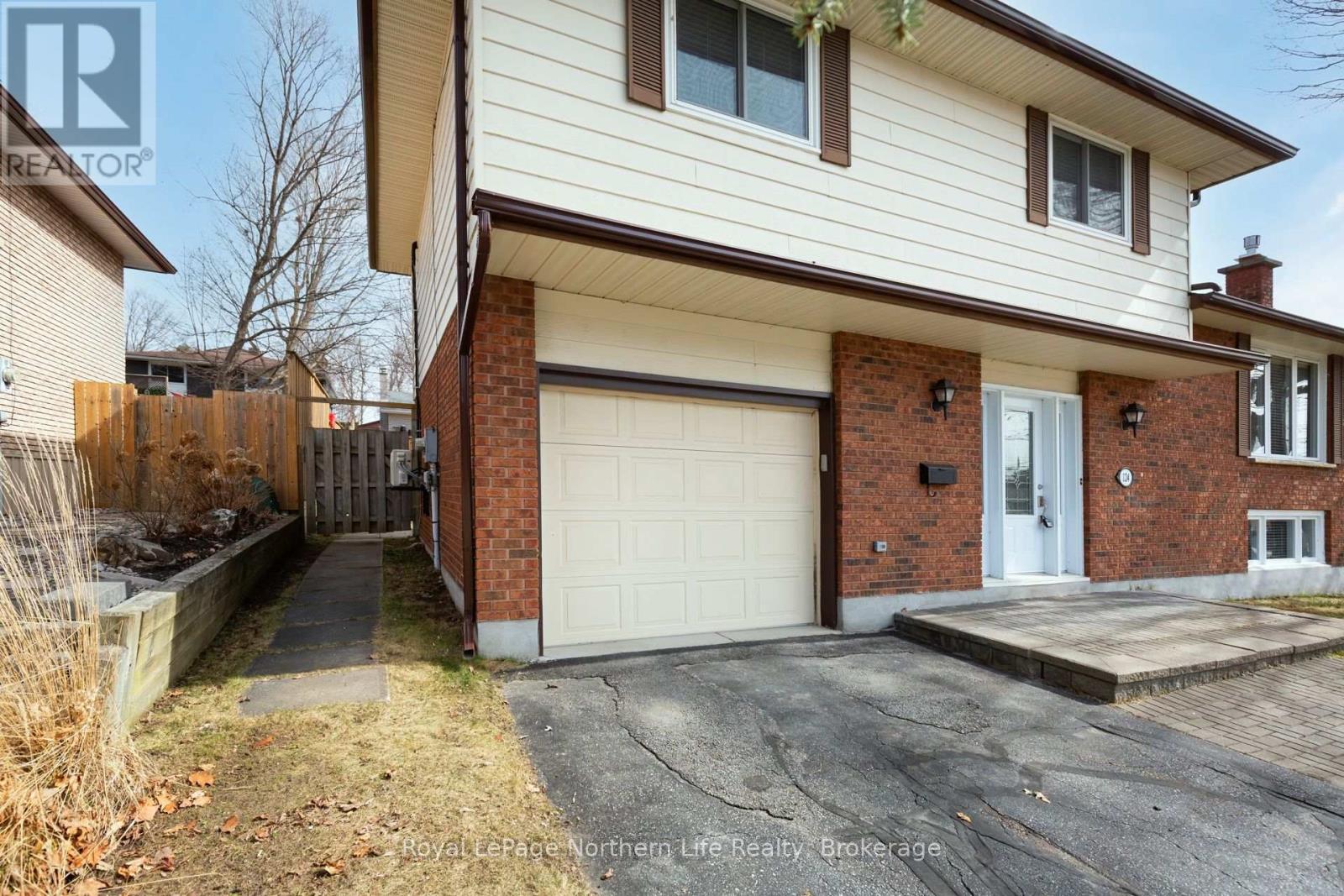 Property at 124 FRANCIS AVENUE image 4