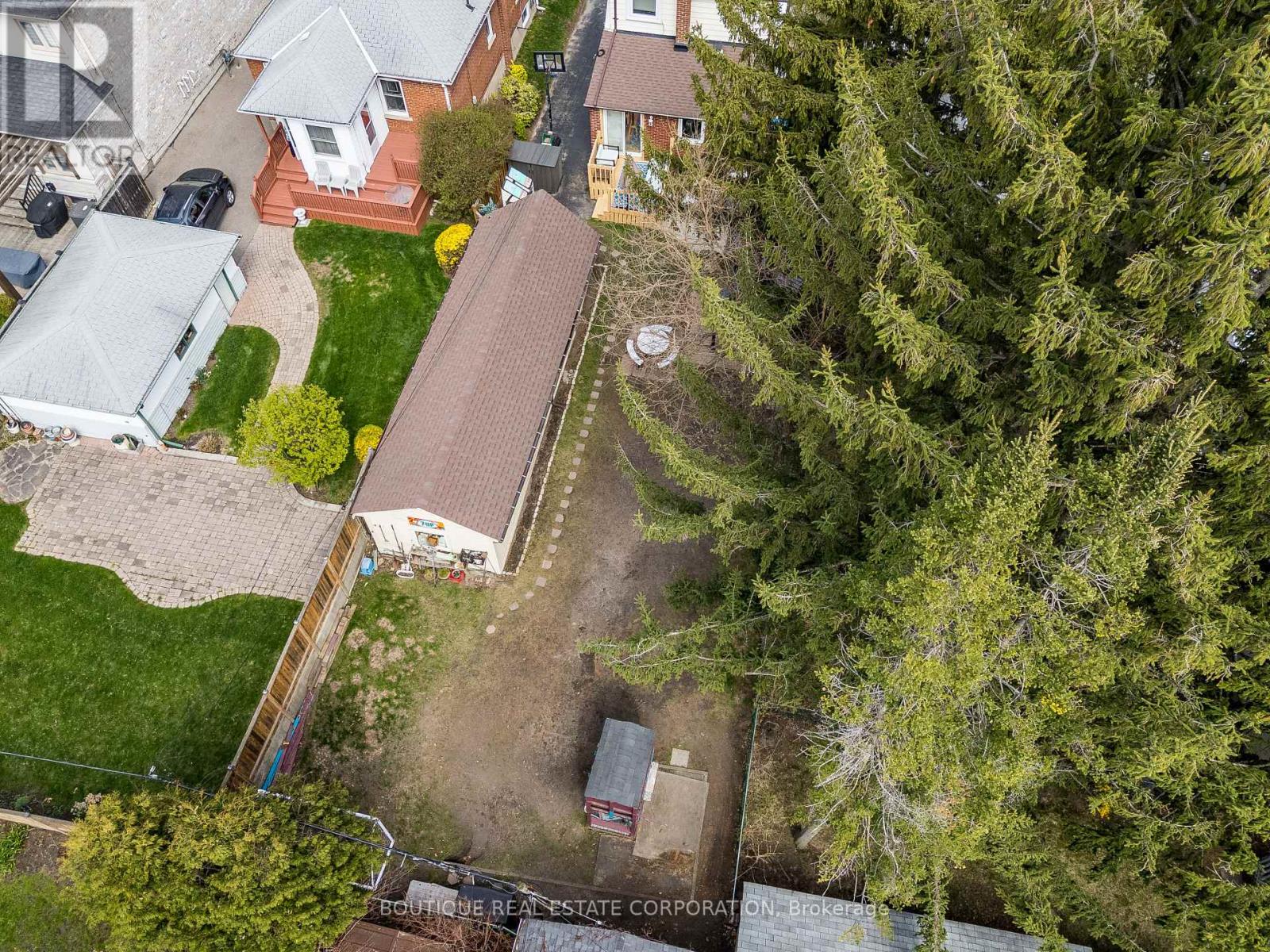 36 Frances Avenue, Toronto, Ontario  M8Y 3K9 - Photo 37 - W12123207