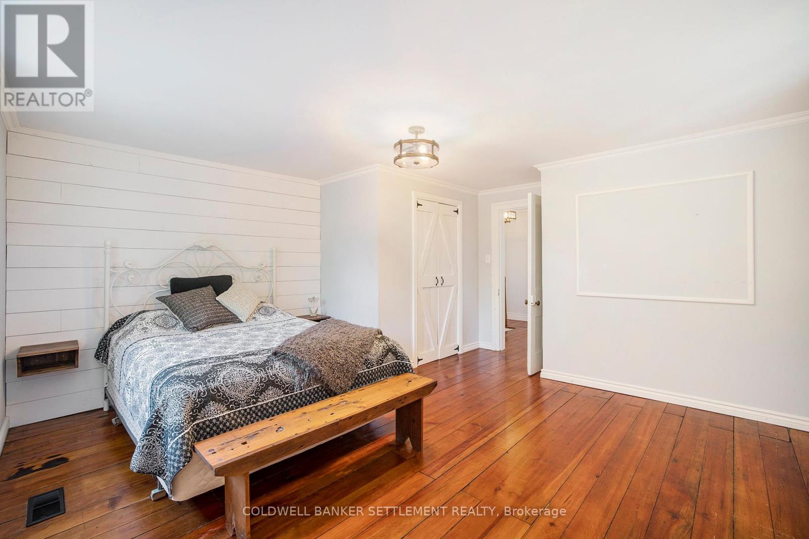 538 Clear Lake Road W, Rideau Lakes, Ontario  K0G 1E0 - Photo 26 - X12124292
