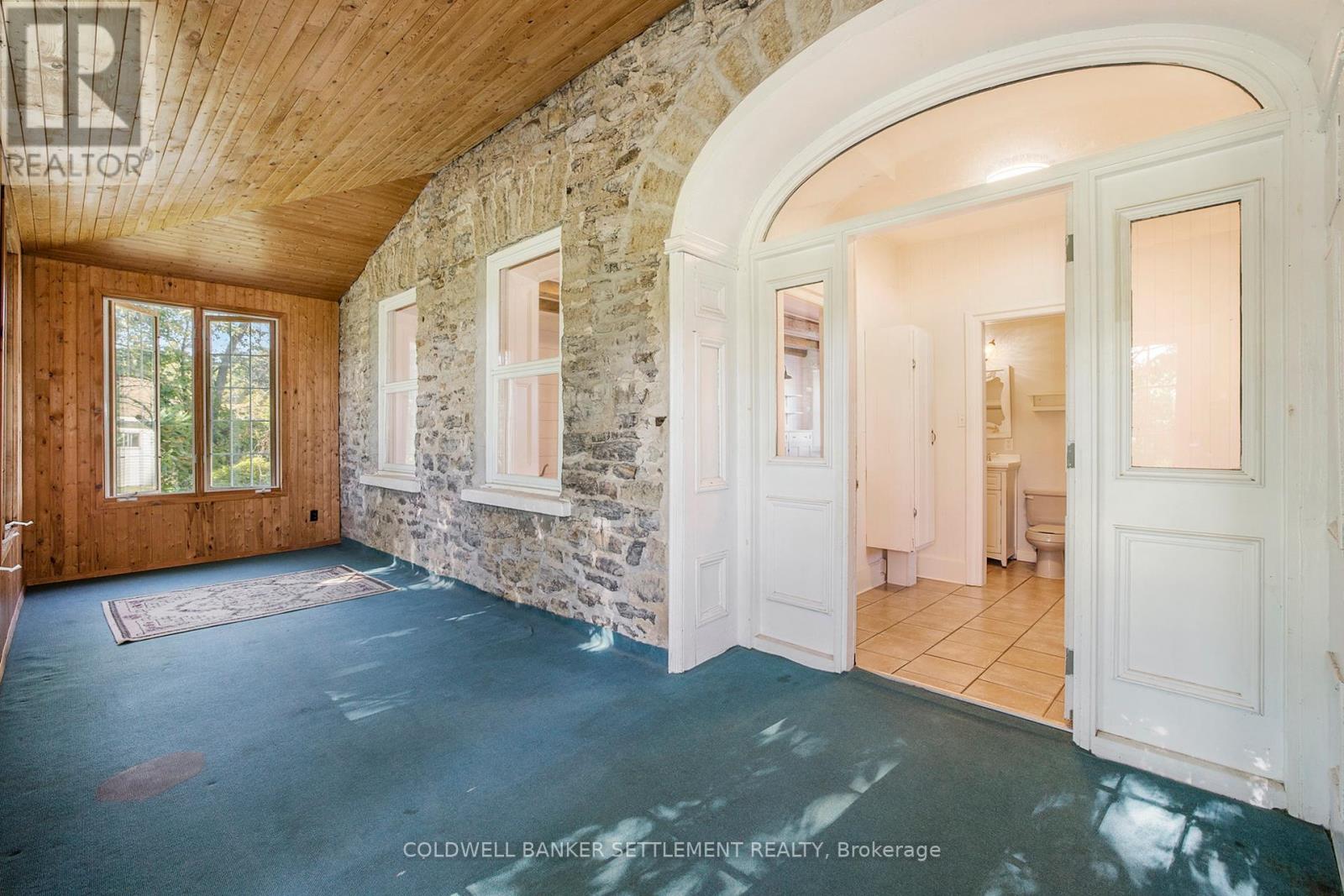 538 Clear Lake Road W, Rideau Lakes, Ontario  K0G 1E0 - Photo 27 - X12124292