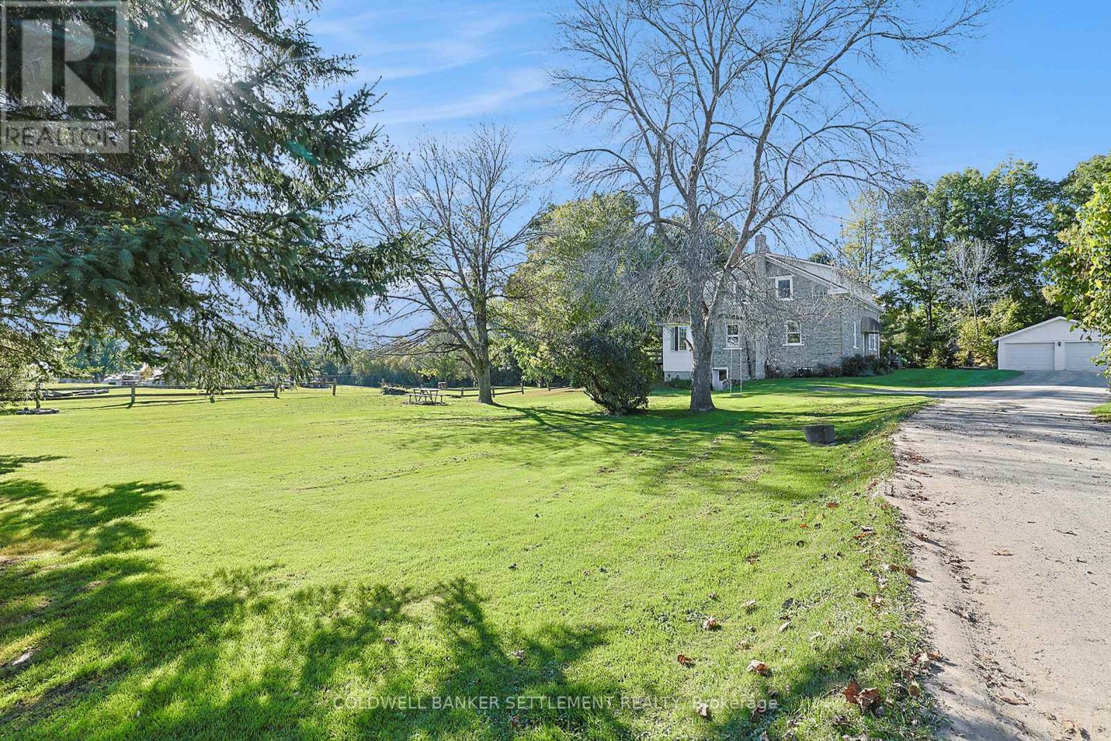 538 Clear Lake Road W, Rideau Lakes, Ontario  K0G 1E0 - Photo 28 - X12124292