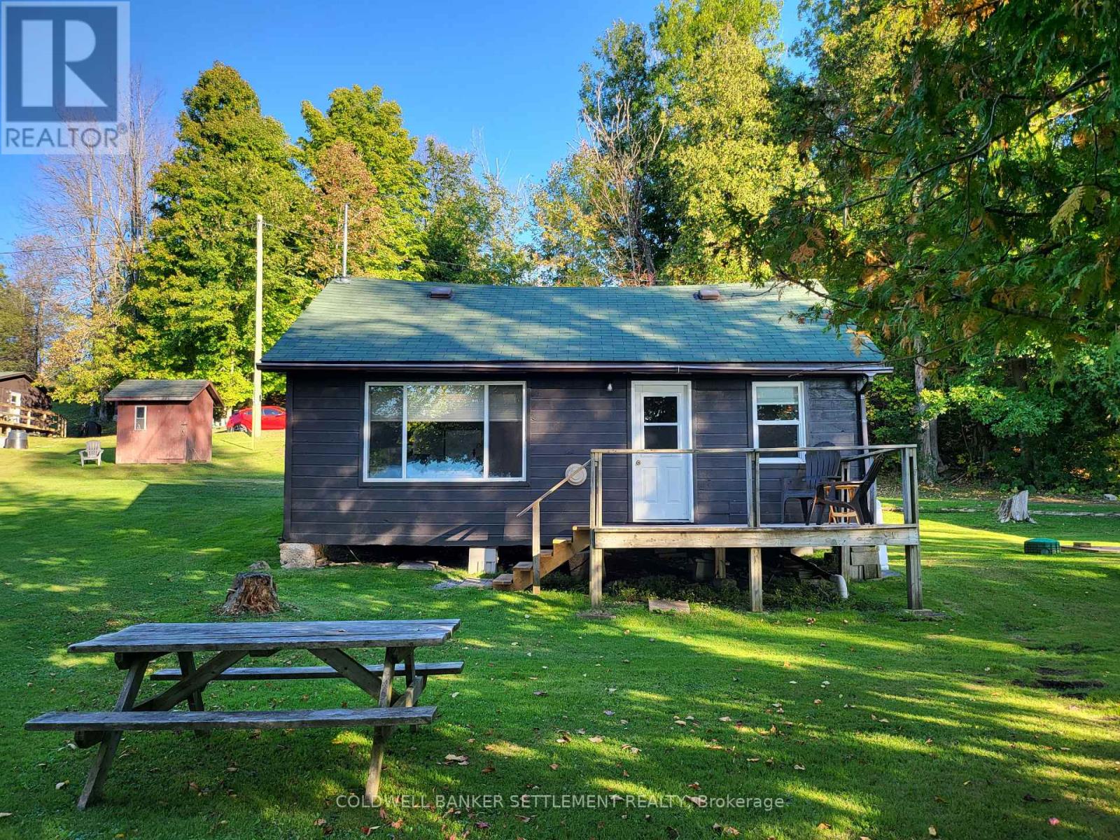538 Clear Lake Road W, Rideau Lakes, Ontario  K0G 1E0 - Photo 7 - X12124292