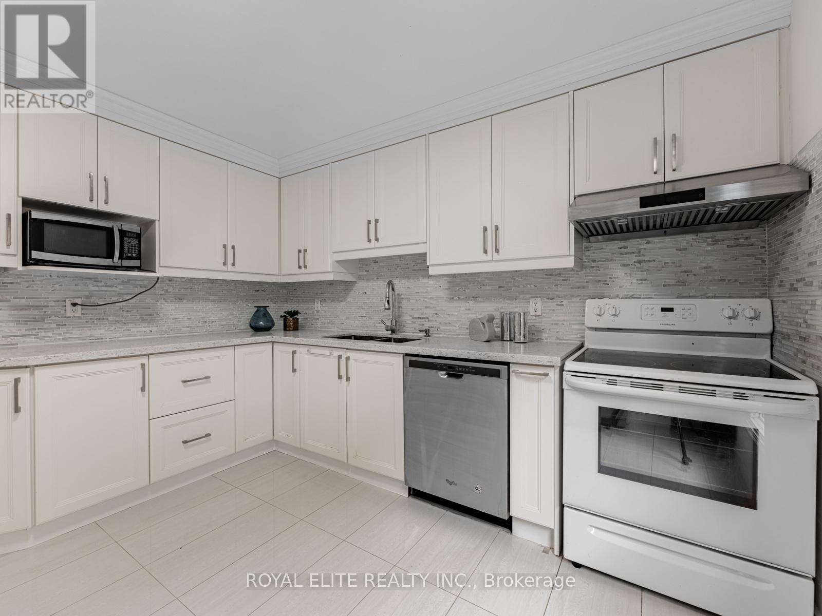 29 Ashmore Crescent, Markham, Ontario  L3R 6T8 - Photo 13 - N12079141