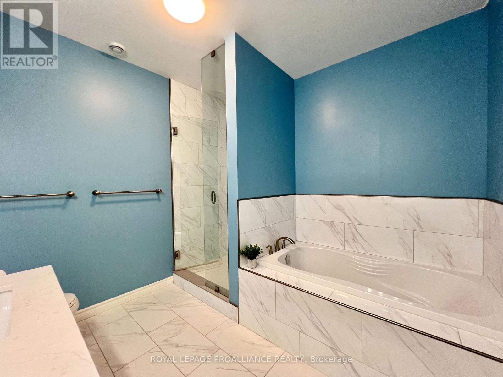 312 - 199 Front Street, Belleville, Ontario  K8N 5H5 - Photo 19 - X12124475