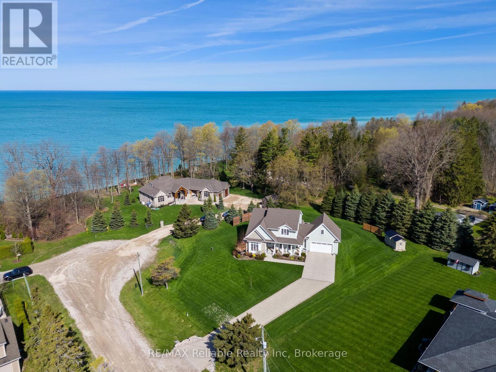 34734 Bayfield Road, Bluewater (Bayfield), Ontario  N0M 1G0 - Photo 9 - X12124368