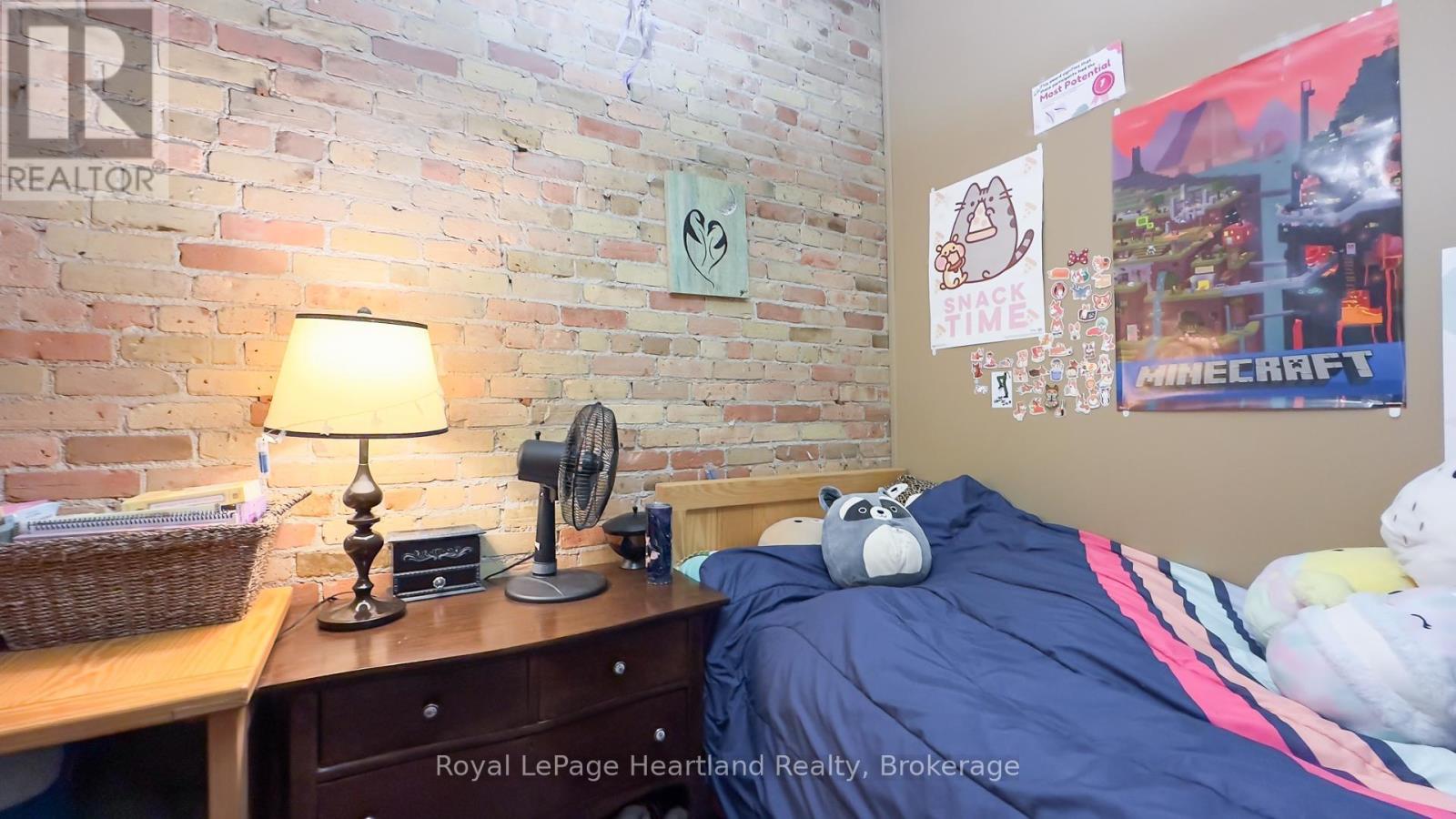 430 Queen Street, North Huron, Ontario  N0M 1H0 - Photo 19 - X12124394