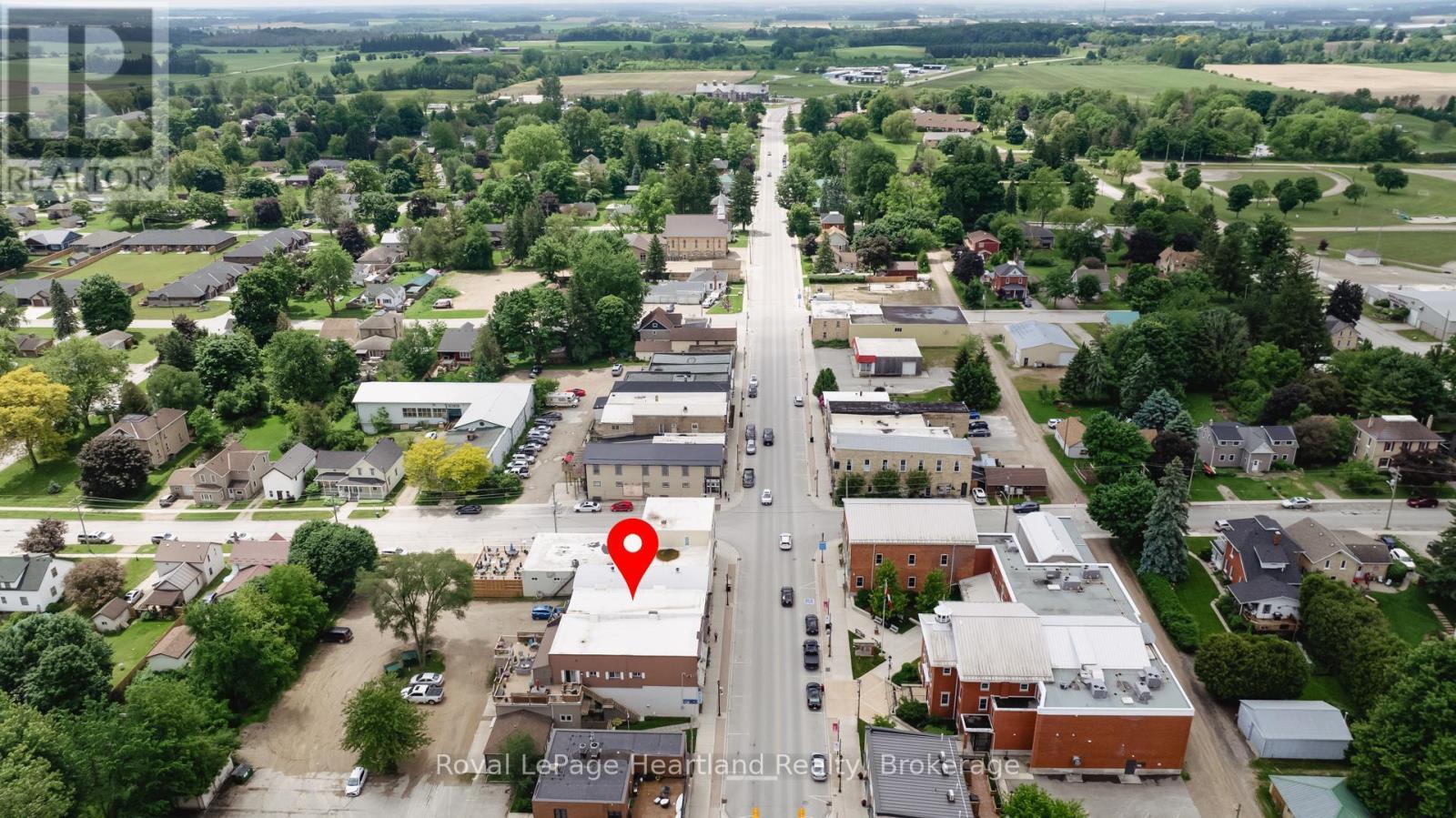 430 Queen Street, North Huron, Ontario  N0M 1H0 - Photo 2 - X12124394