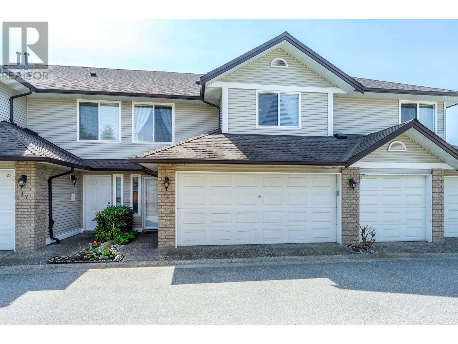 16 1370 Riverwood Gate, Port Coquitlam, British Columbia  V3B 7V7 - Photo 2 - R2996158