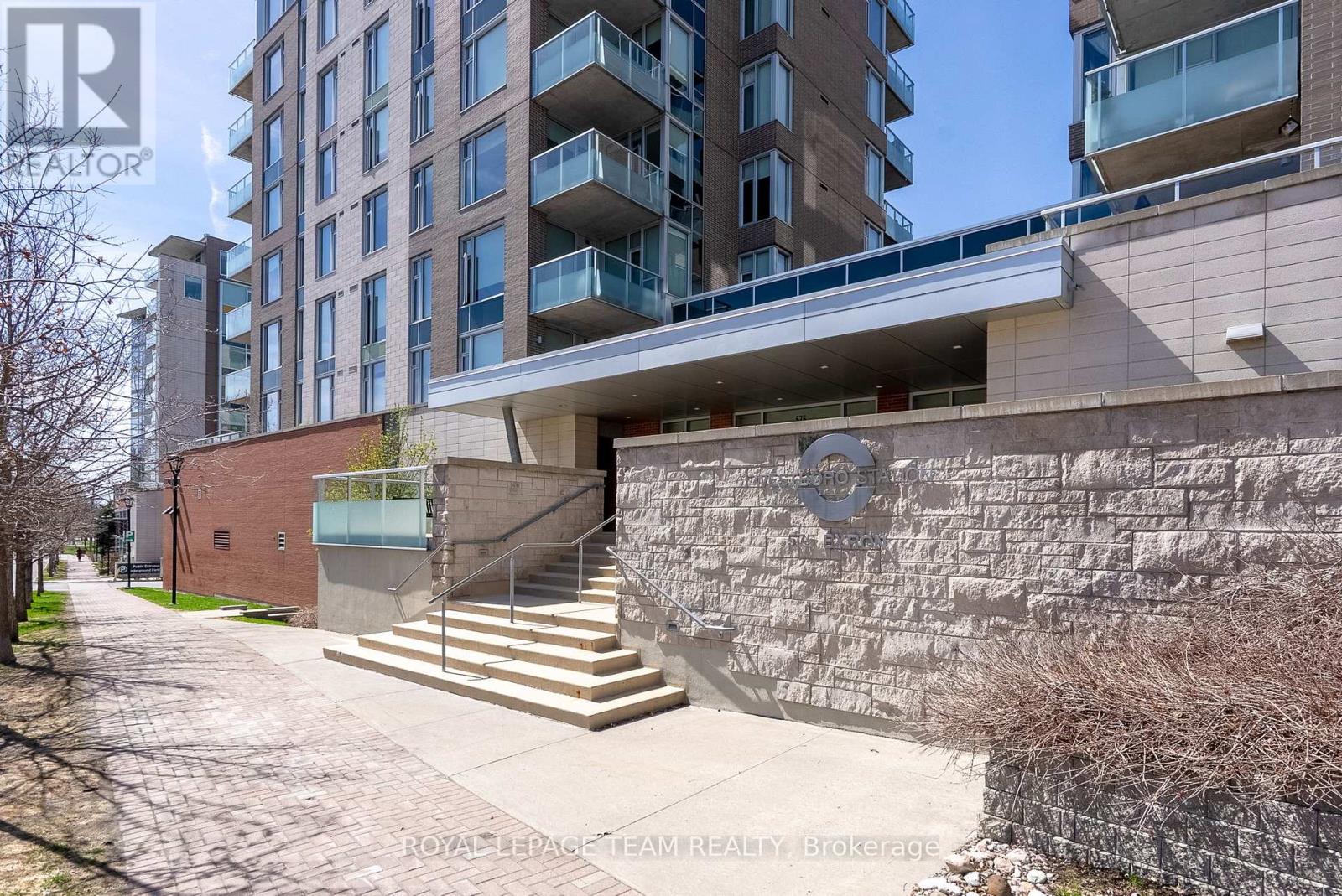 Property at 413 - 575 BYRON AVENUE image 4