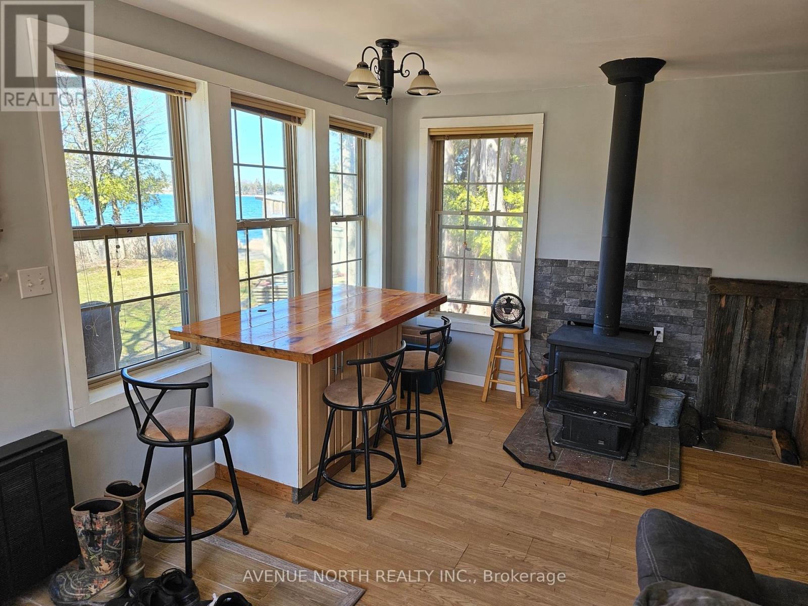 993 Corktown Road, Merrickville-Wolford, Ontario  K0G 1N0 - Photo 9 - X12124482