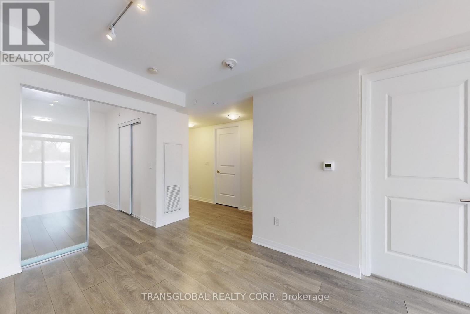308 - 2301 Danforth Avenue, Toronto, Ontario  M4C 0A7 - Photo 13 - E12124209