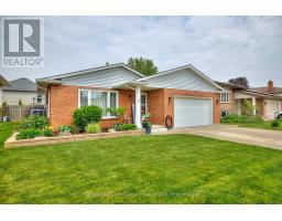 7 HUNTINGTON LANE, St. Catharines, Ontario