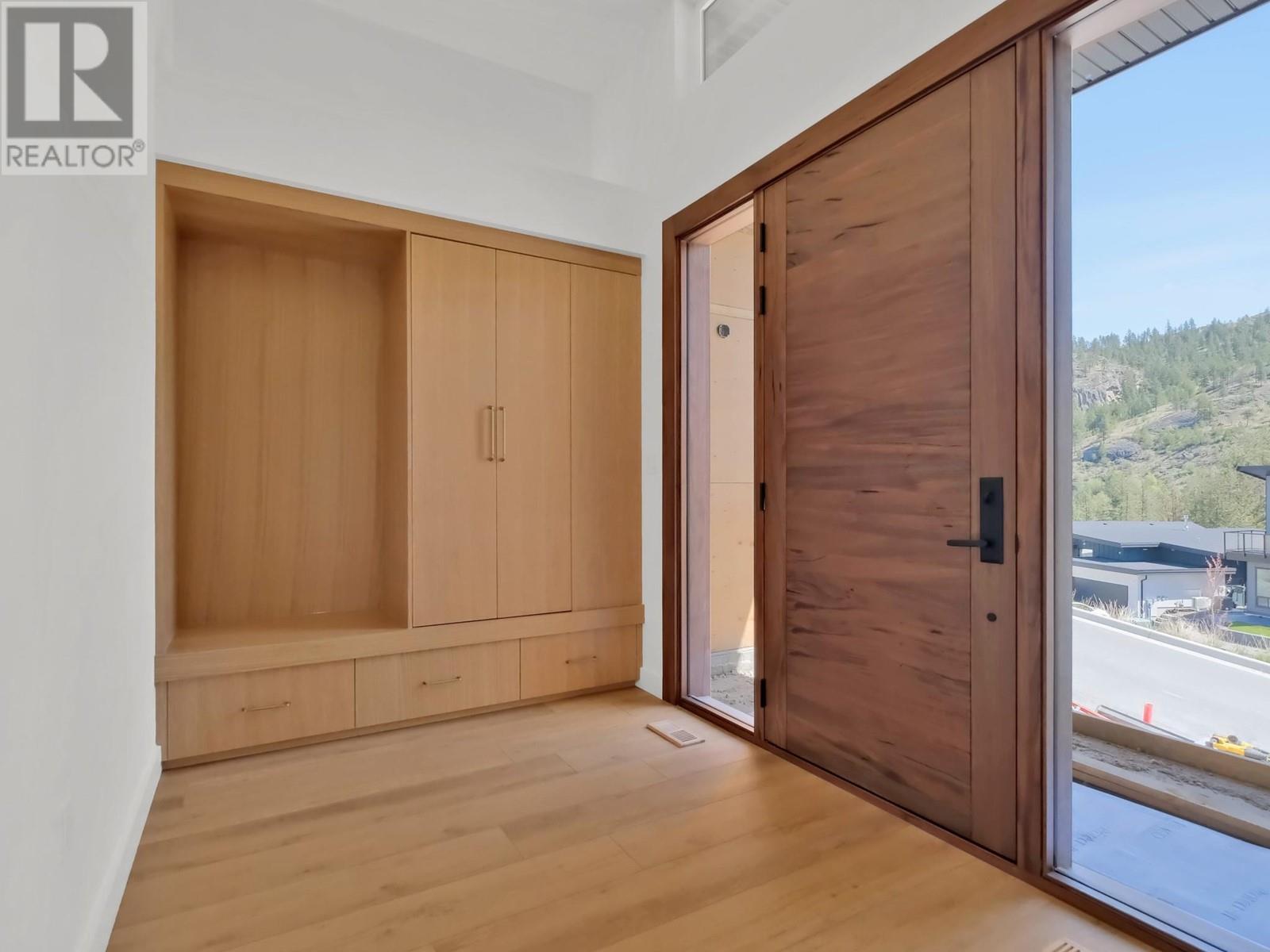 Property at 3331 EVERGREEN Drive Unit# 106 image 2