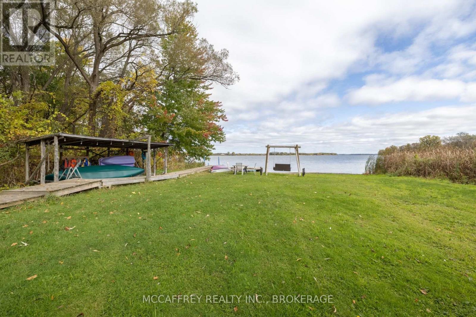 1085 South Shore Road, Greater Napanee, Ontario  K7R 3K7 - Photo 18 - X12114881