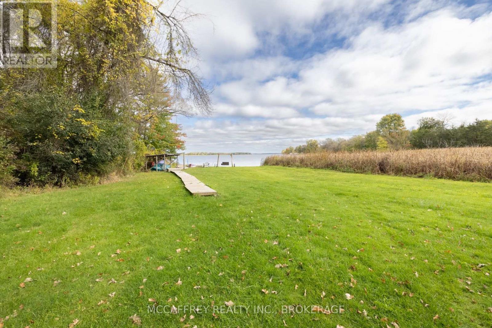 1085 South Shore Road, Greater Napanee, Ontario  K7R 3K7 - Photo 12 - X12114881