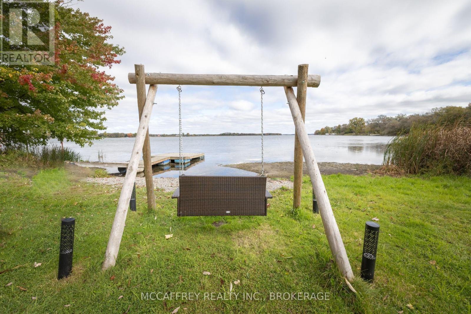 1085 South Shore Road, Greater Napanee, Ontario  K7R 3K7 - Photo 24 - X12114881