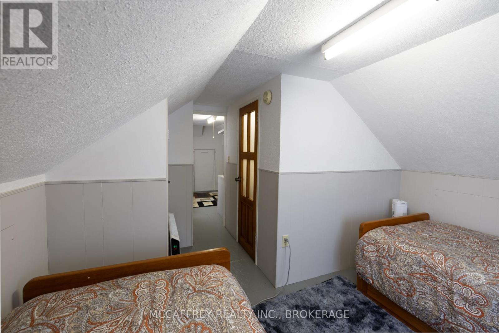 1085 South Shore Road, Greater Napanee, Ontario  K7R 3K7 - Photo 46 - X12114881